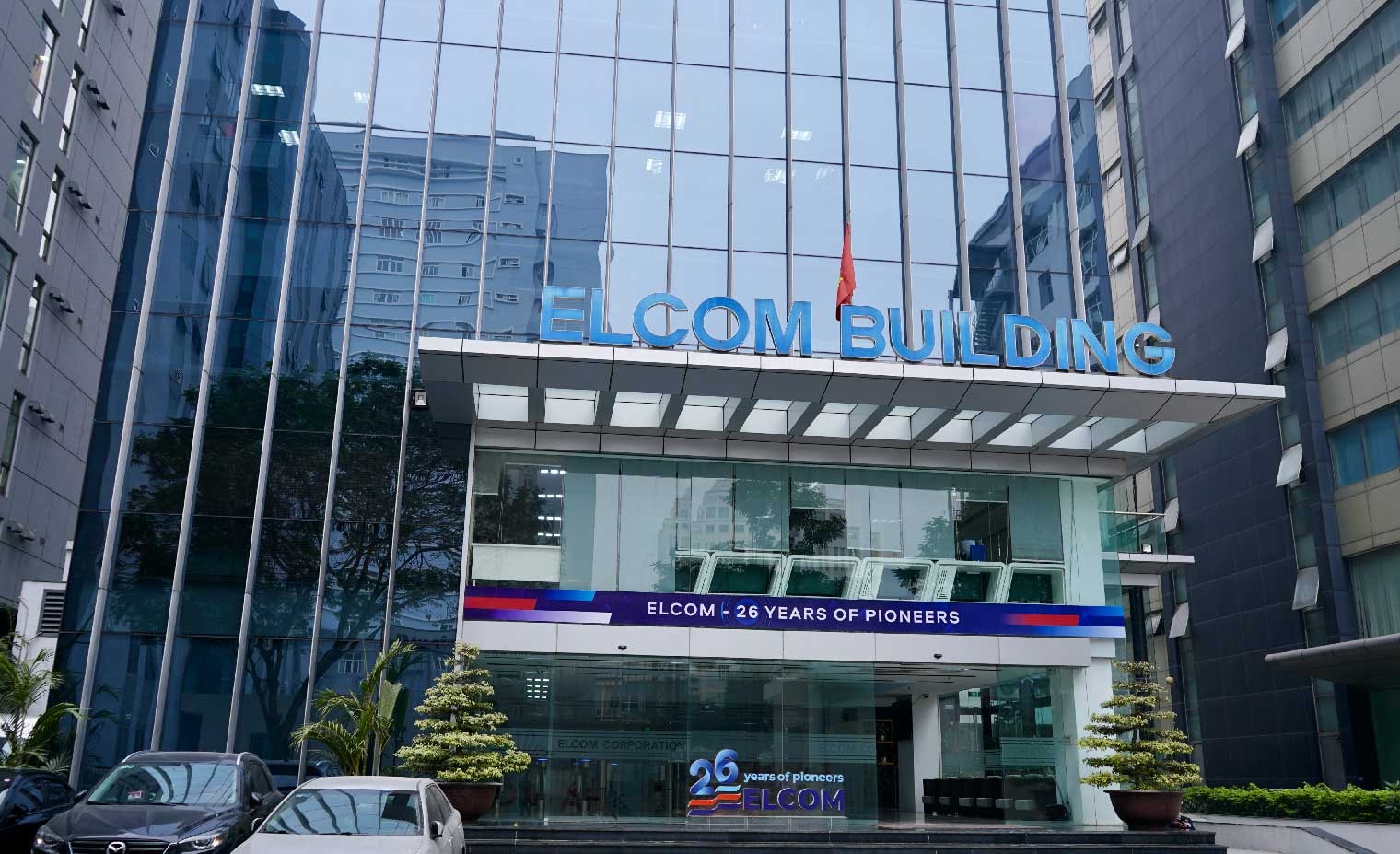 elcom.jpg