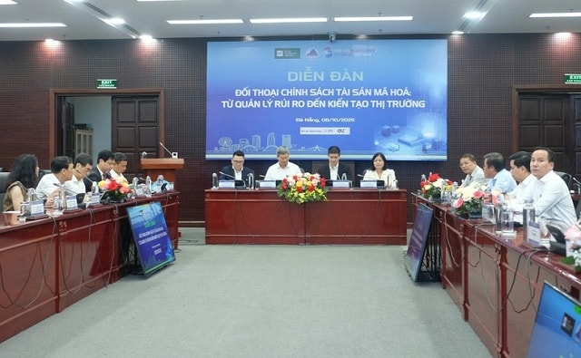 qiang cảnh diễn đàn