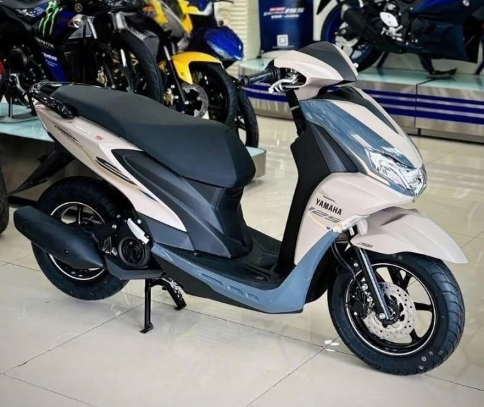 yamaha3.jpg