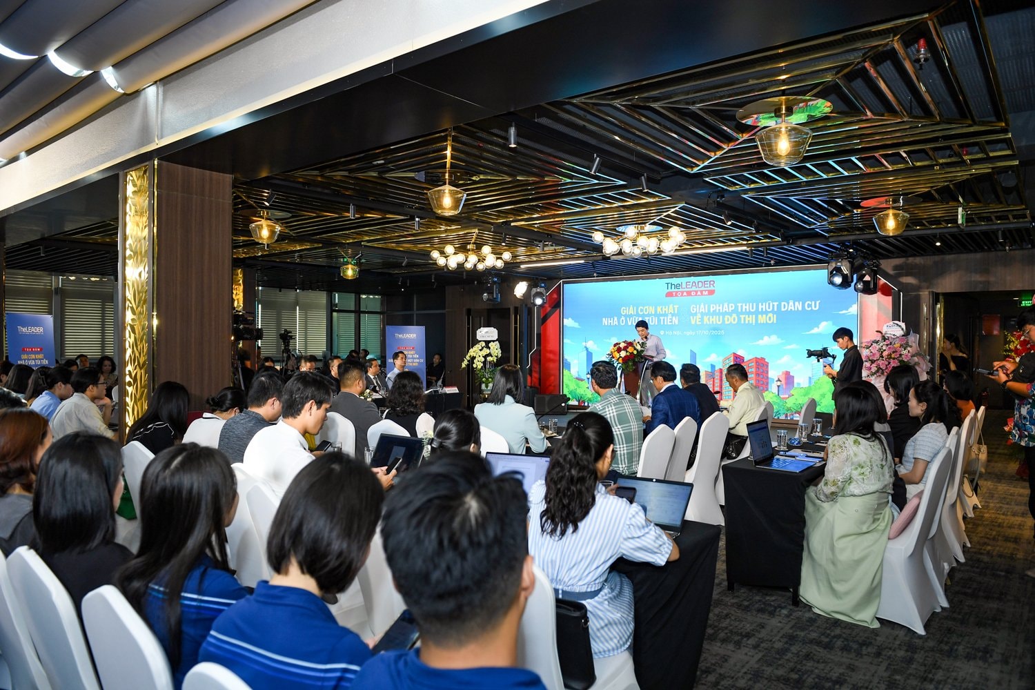 Toàn cảnh tọa đàm