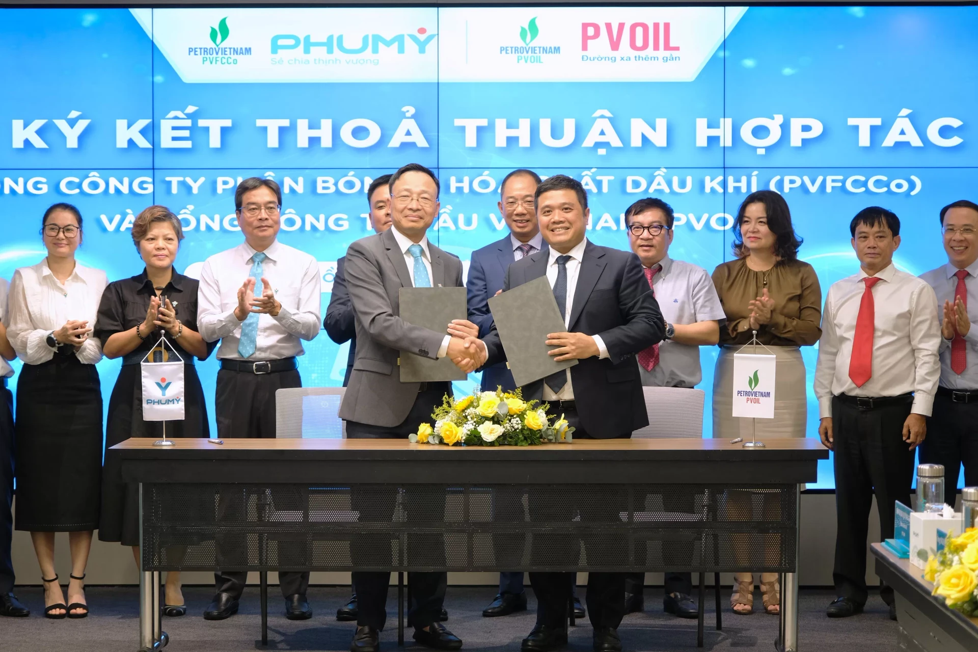 1760426410-viec-mo-rong-hop-tac-chien-luoc-voi-nhieu-doi-tac-trong-va-ngoai-petrovietnam-duoc-pvfcco-phu-my-day-manh-trong-9-thang-dau-namjpg.webp