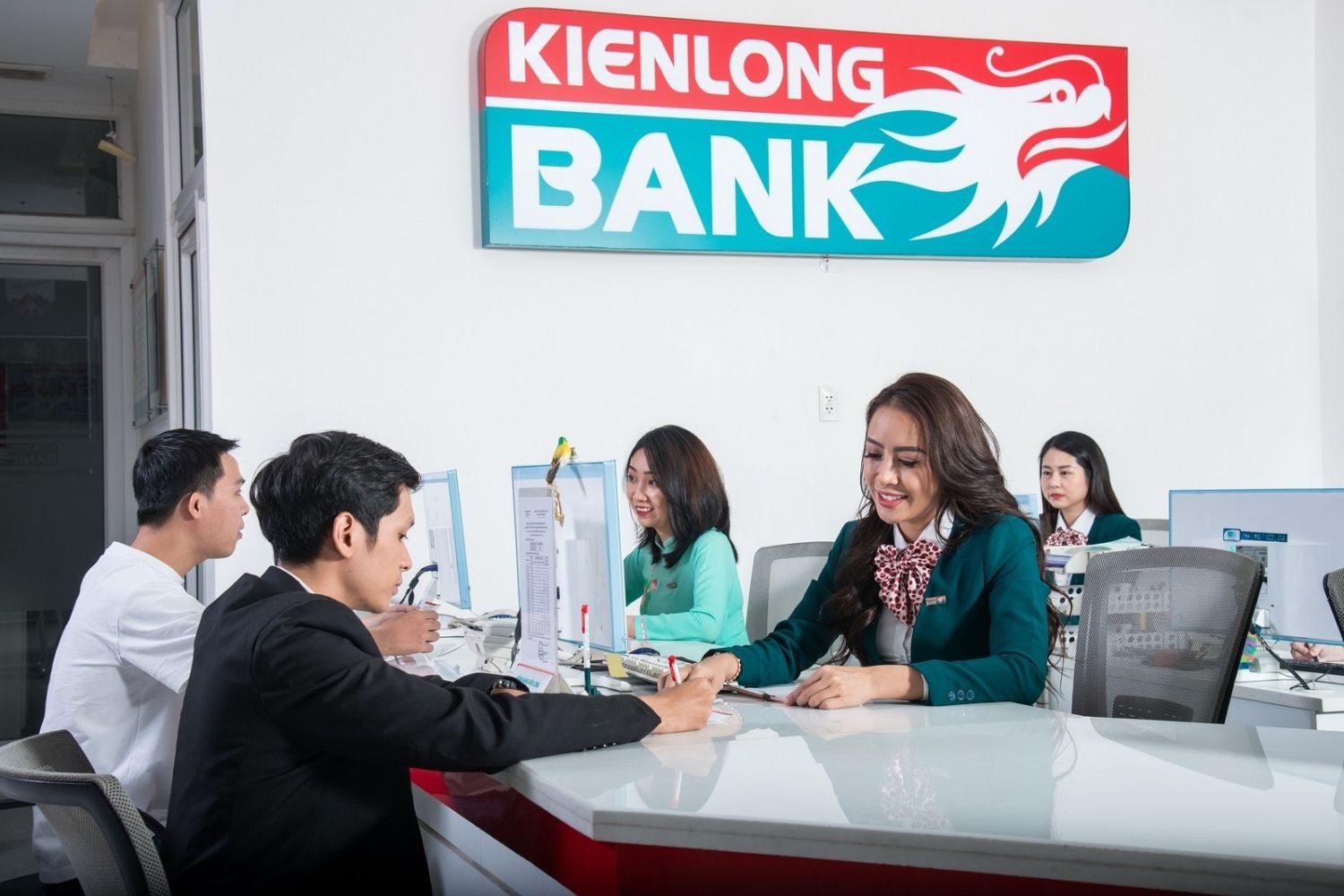 kienlongbank.jpg