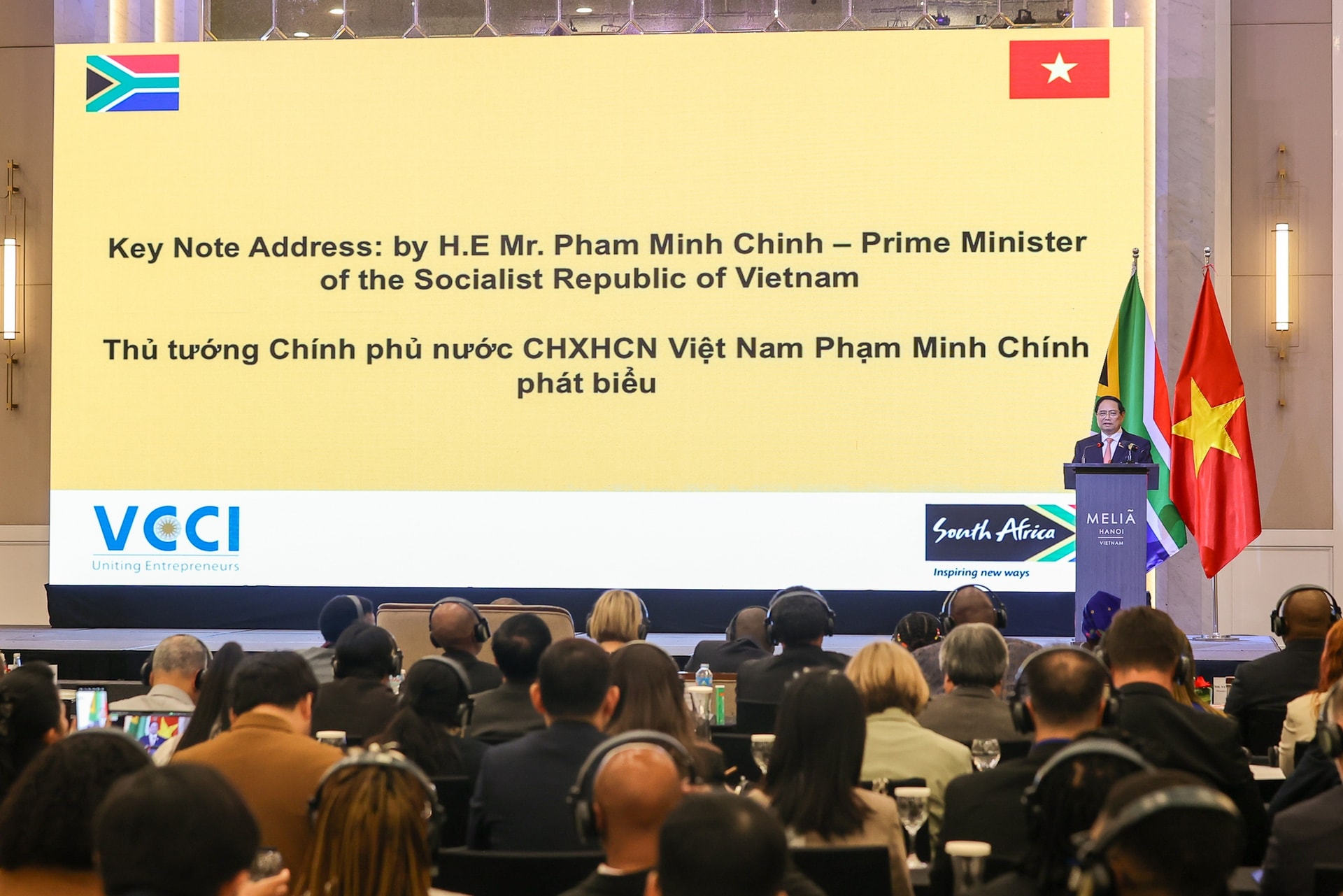 Thủ tướng Phạm Minh Chính và Tổng thống Nam Phi kêu gọi doanh nghiệp 2 nước đẩy mạnh kết nối, đầu tư- Ảnh 3. Thủ tướng Phạm Minh Chính và Tổng thống Nam Phi kêu gọi doanh nghiệp 2 nước đẩy mạnh kết nối, đầu tư- Ảnh 3.