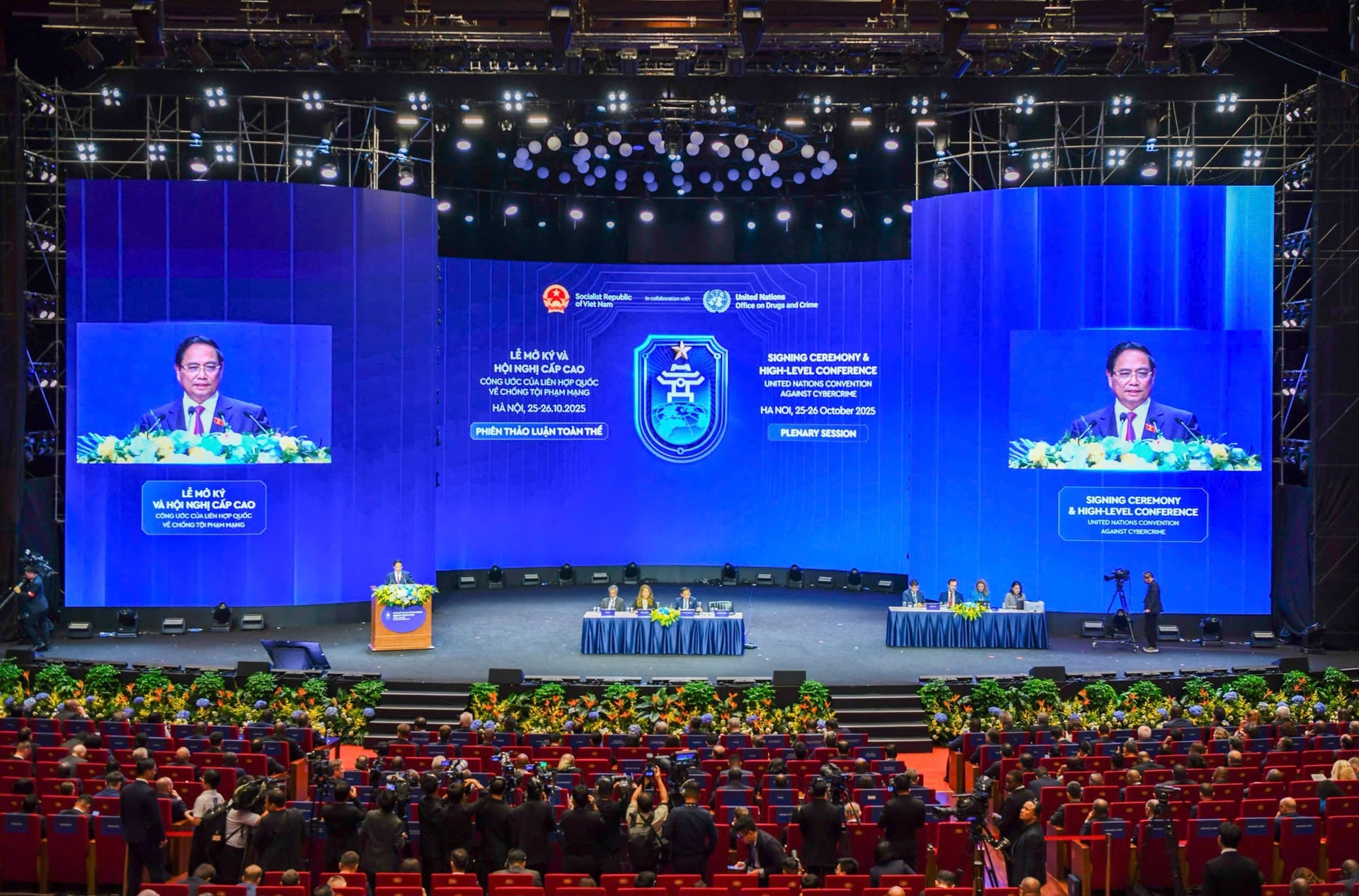 Thủ tướng kêu gọi các nước '5 đẩy mạnh' triển khai Công ước Hà Nội để 'không ai bị bỏ lại phía sau trong kỷ nguyên số'- Ảnh 2.