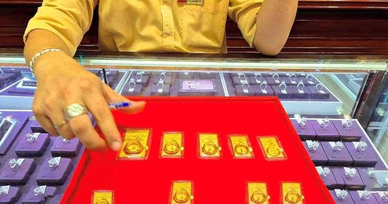 Nhà đầu tư mua tại đỉnh tuần trước đang chịu khoản lỗ khoảng 7,4 triệu đồng mỗi lượng