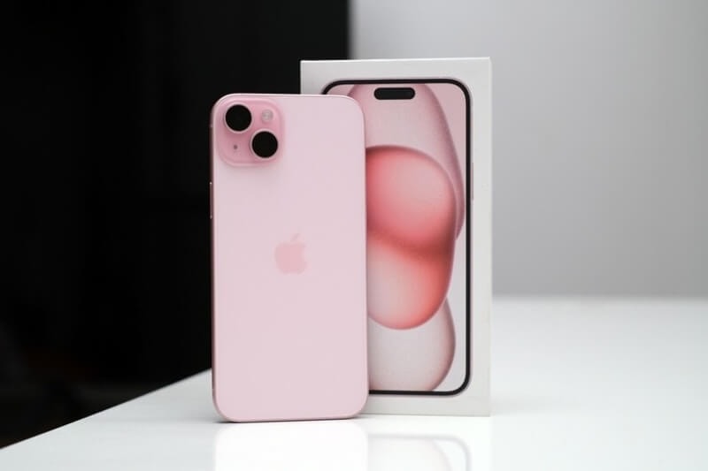 iphone2.jpg
