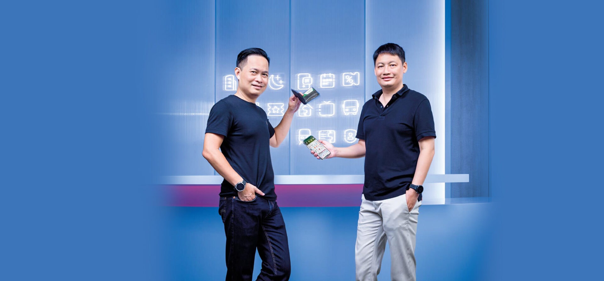 Hai nhà sáng lập MoMo: Nguyễn Mạnh Tường (phải) - CEO kiêm Phó Chủ tịch HĐQT và Nguyễn Bá Diệp (trái) - đồng sáng lập, Phó Chủ tịch.