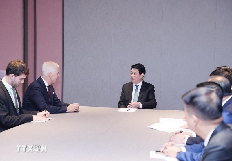 Tuần lễ cấp cao APEC 2025: Chủ tịch nước Lương Cường tiếp và làm việc với các Tập đoàn lớn- Ảnh 4.