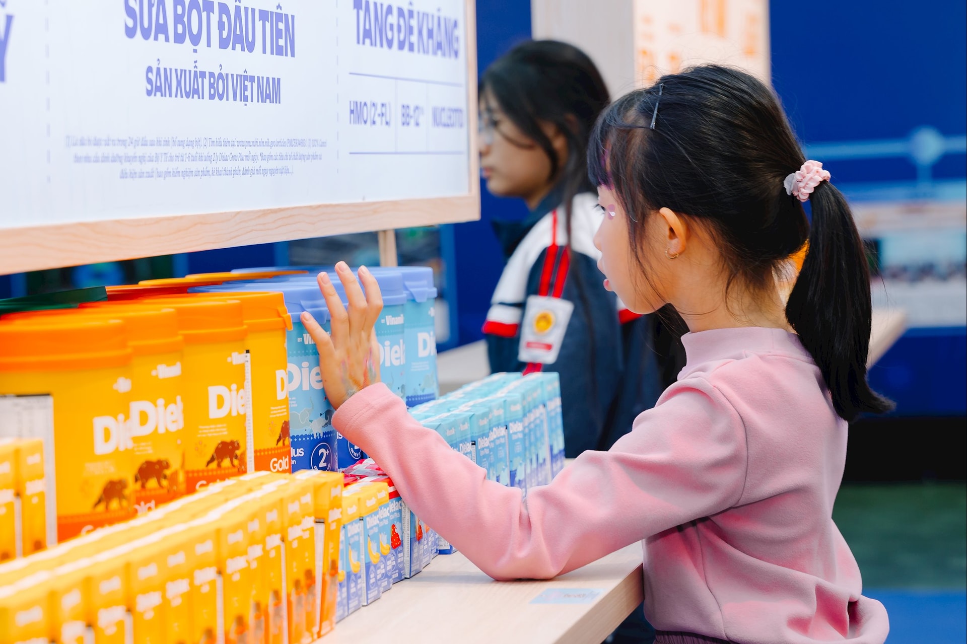 Hội chợ Mùa Thu-04a