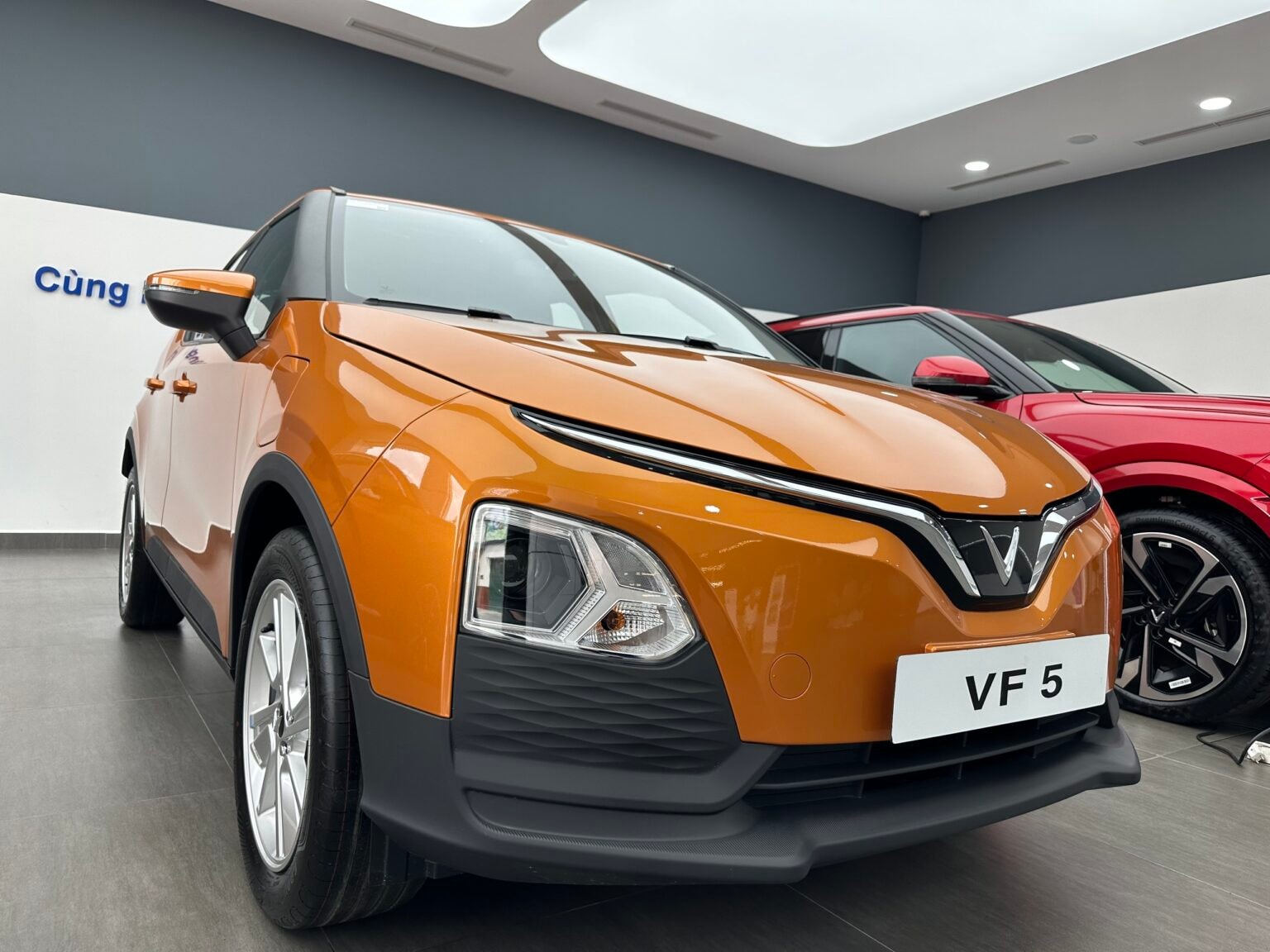 vf5-mau-cam-tai-vinfast-cong-hoa-4-1536x1152.jpg
