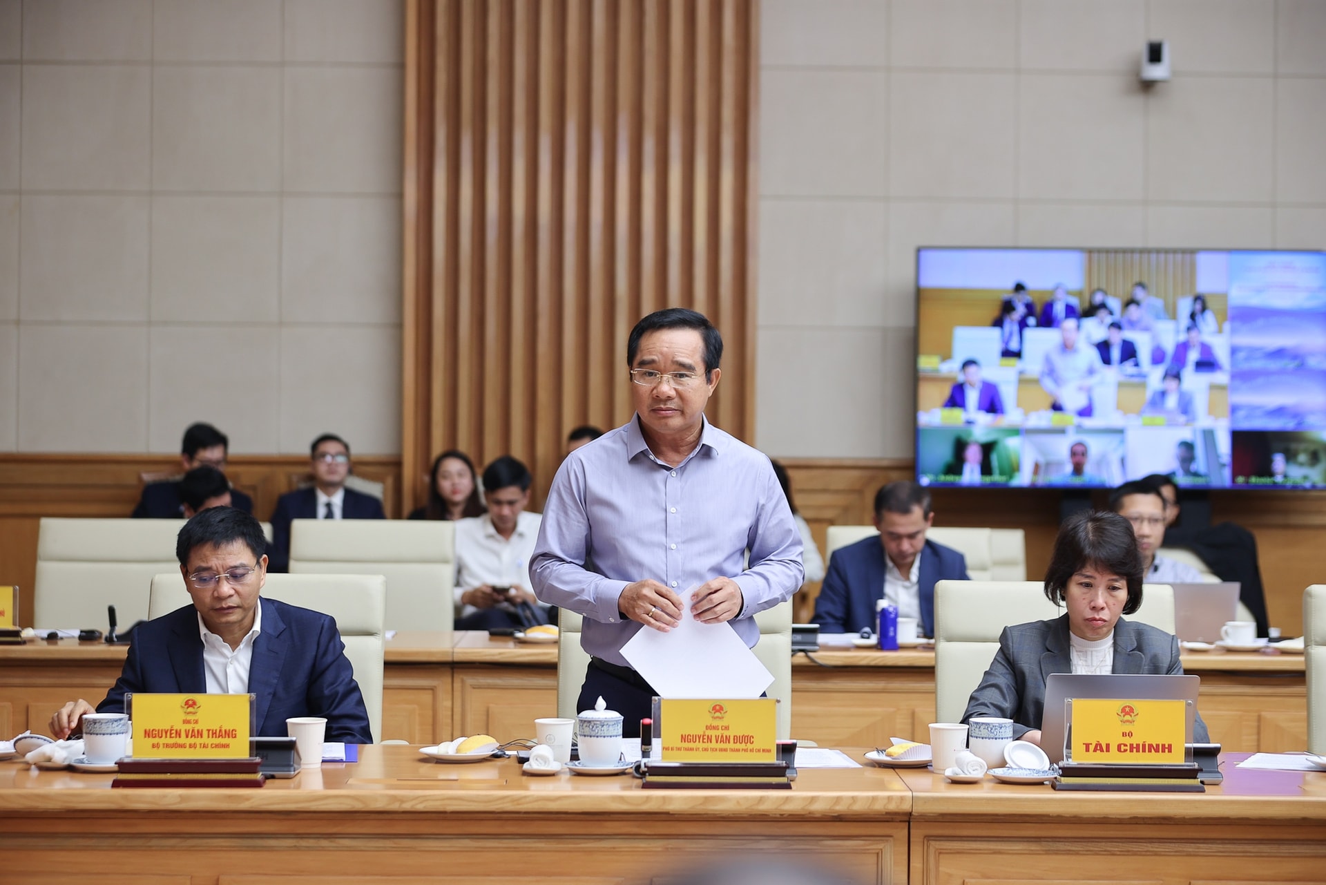 Thủ tướng: Đưa Trung tâm tài chính quốc tế tại Việt Nam hoạt động ngay trong tháng 11- Ảnh 5. Thủ tướng: Đưa Trung tâm tài chính quốc tế tại Việt Nam hoạt động ngay trong tháng 11- Ảnh 5.