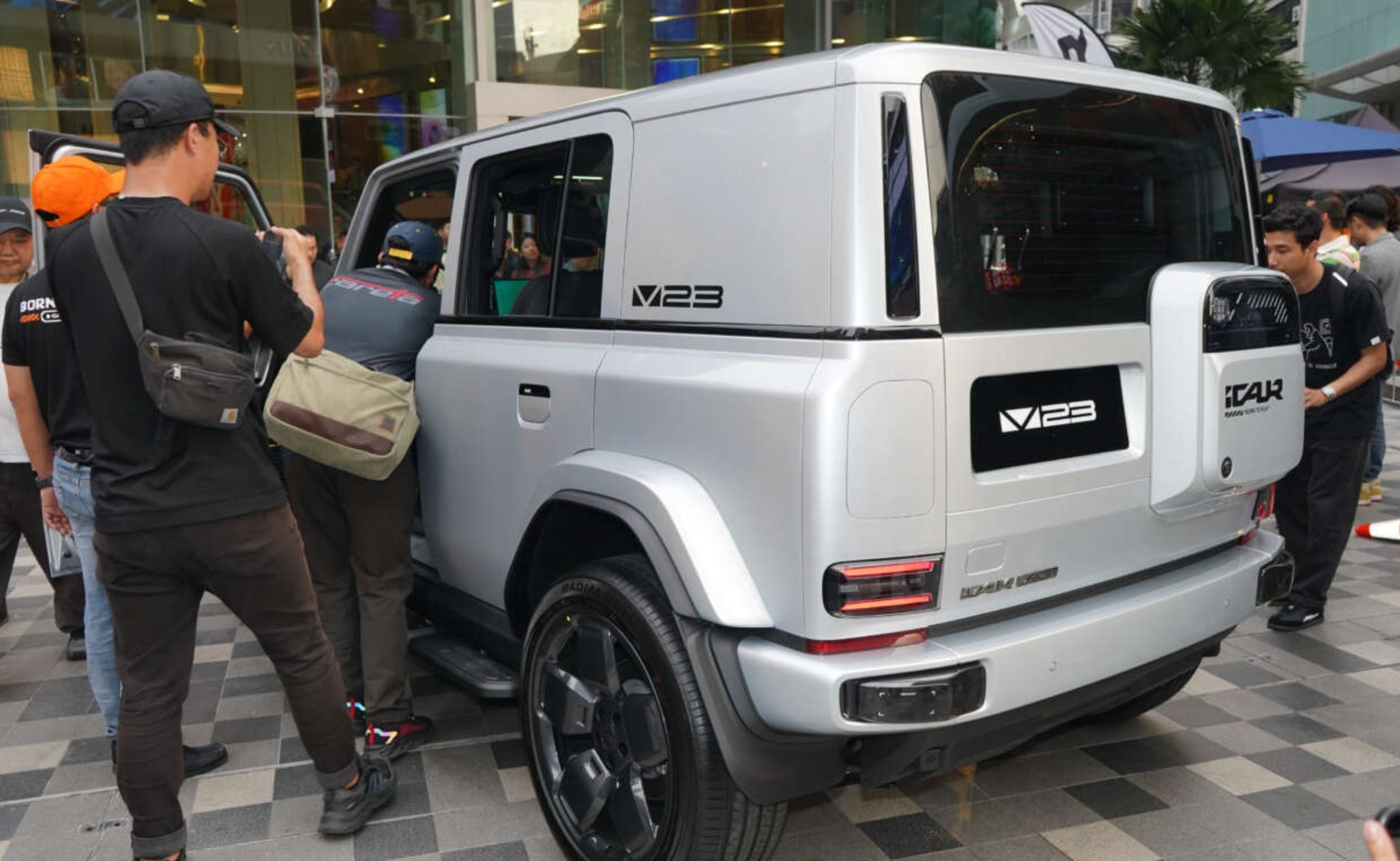suv1.jpg