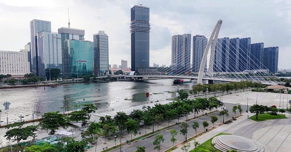 trung tâm tài chính