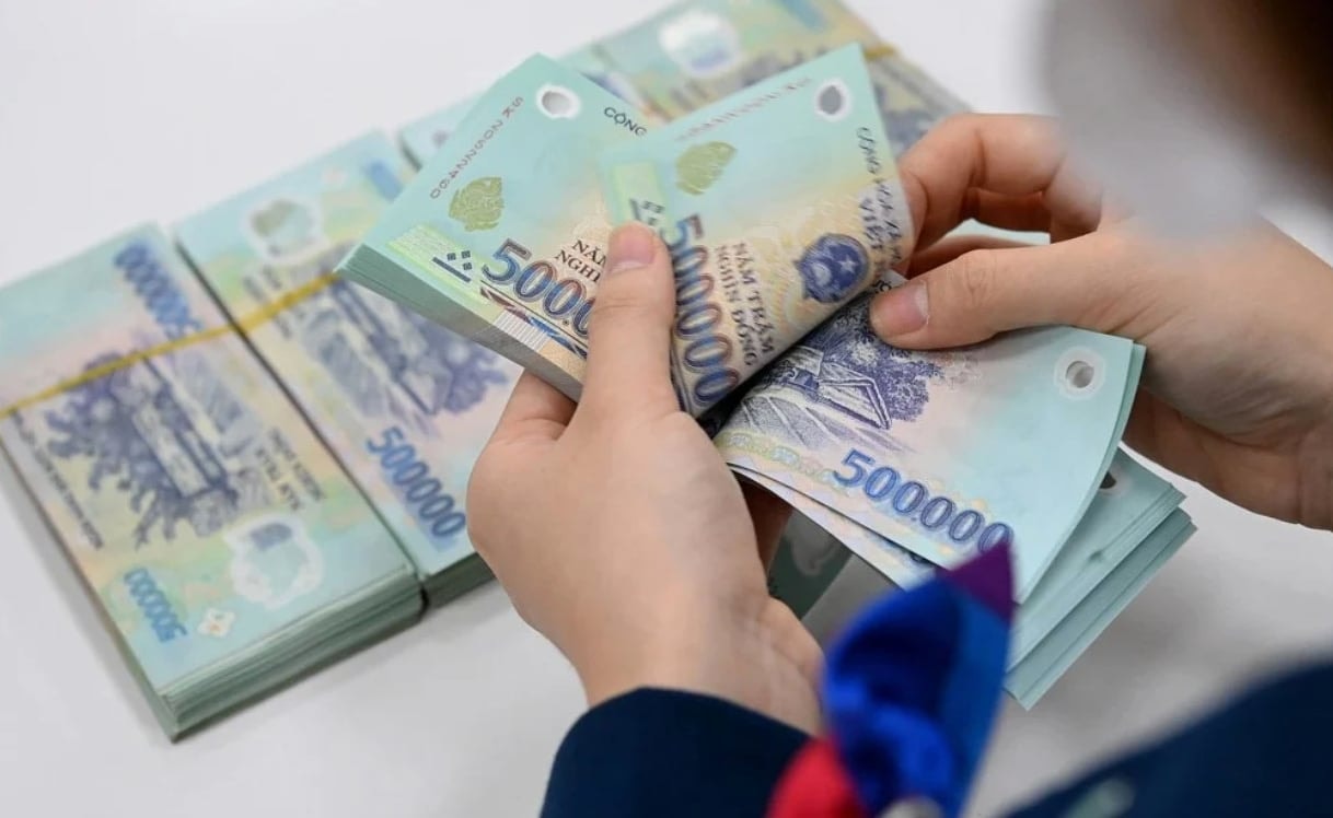 Ngày 17/10, Ủy ban Thường vụ Quốc hội đã thông qua nghị quyết về điều chỉnh mức giảm trừ gia cảnh của thuế thu nhập cá nhân.