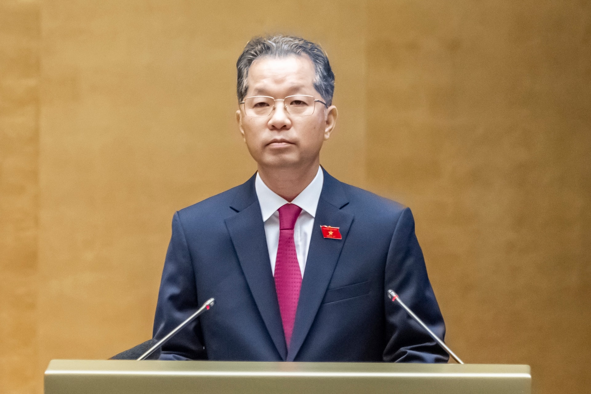 Chánh án Tòa án nhân dân Tối cao Nguyễn Văn Quảng tuyên thệ nhậm chức- Ảnh 2. Chánh án Tòa án nhân dân Tối cao Nguyễn Văn Quảng tuyên thệ nhậm chức- Ảnh 2.