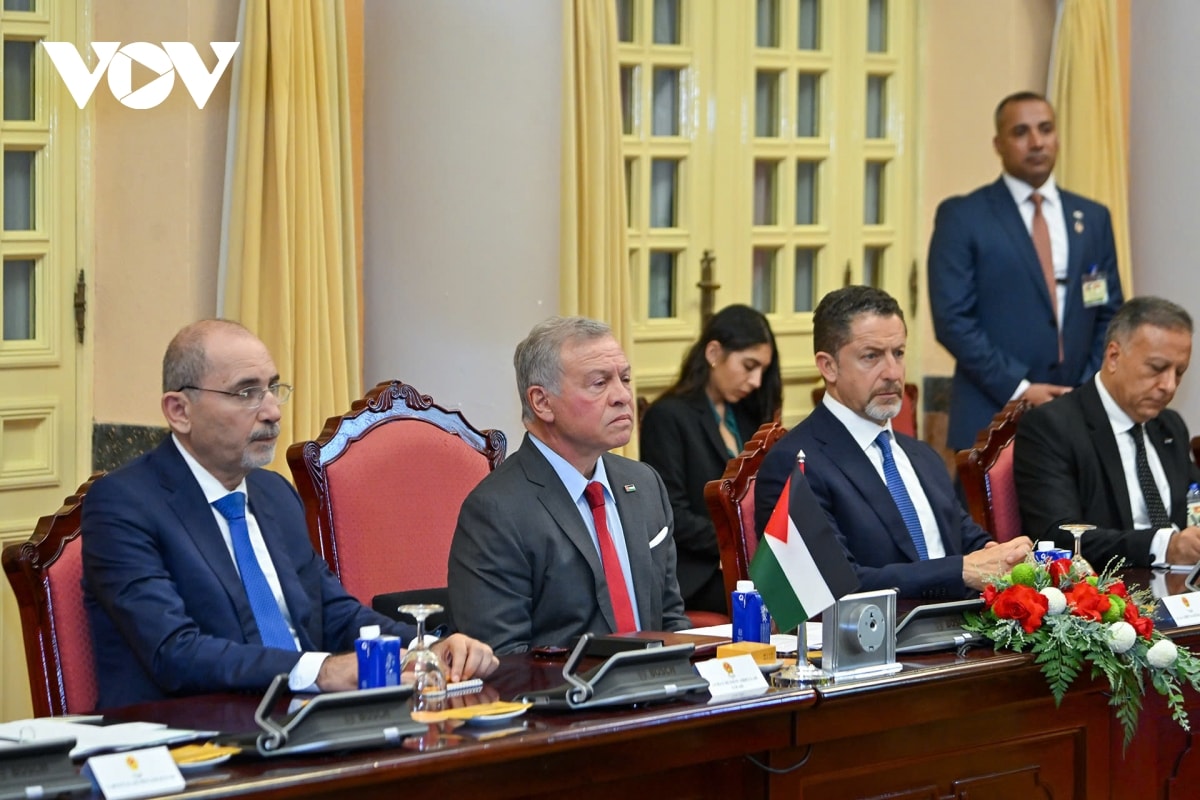 Chủ tịch nước Lương Cường hội đàm với Quốc vương Jordan- Ảnh 4.