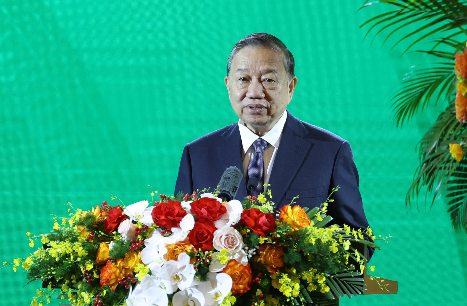 Tổng Bí thư Tô Lâm: Ngành Nông nghiệp và Môi trường trở thành trụ cột của nền kinh tế, nền tảng của sinh kế- Ảnh 2. Tổng Bí thư Tô Lâm: Ngành Nông nghiệp và Môi trường trở thành trụ cột của nền kinh tế, nền tảng của sinh kế- Ảnh 2.