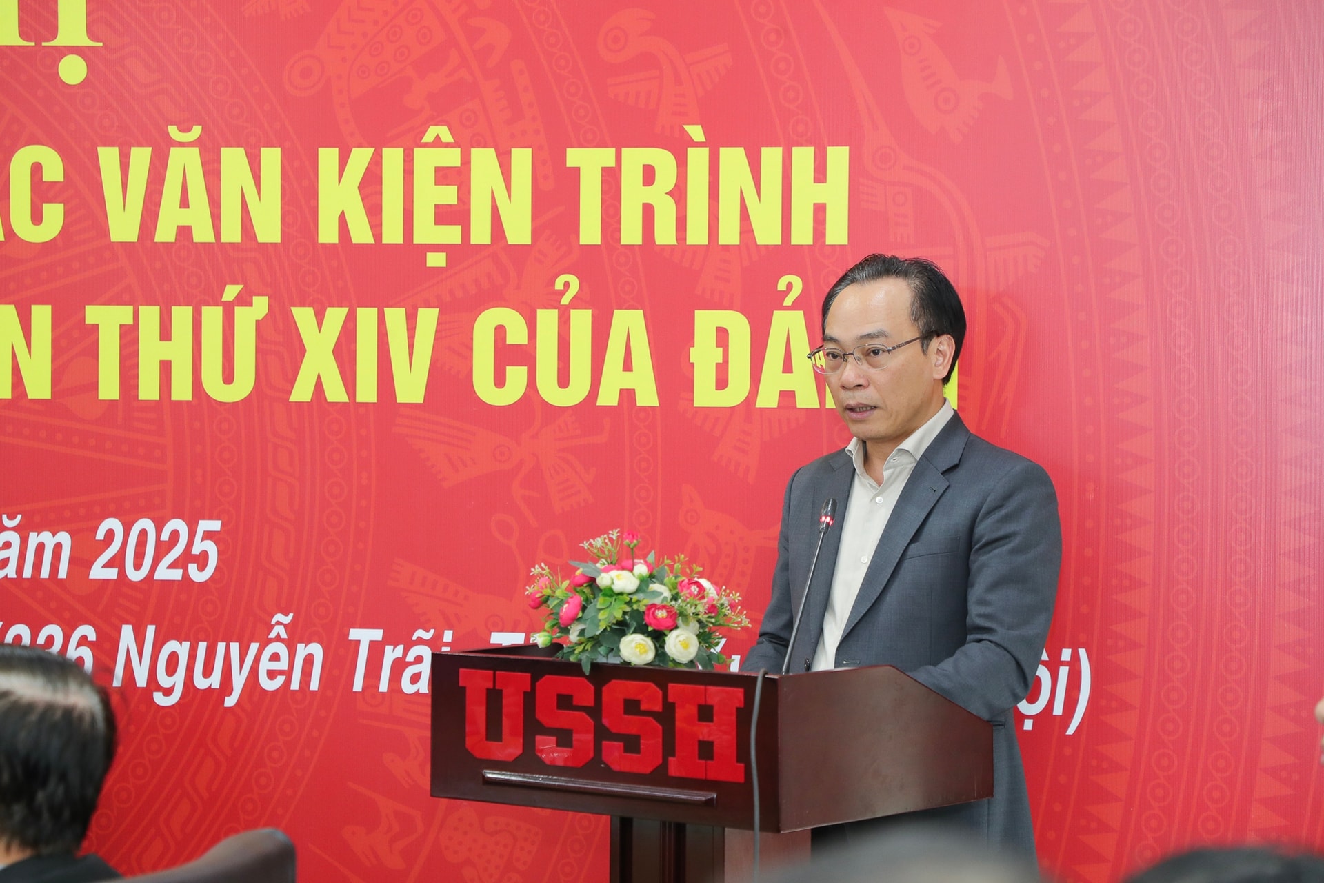 Nhiều hiến kế tâm huyết góp phần hoàn thiện Dự thảo Văn kiện Đại hội XIV của Đảng- Ảnh 1.