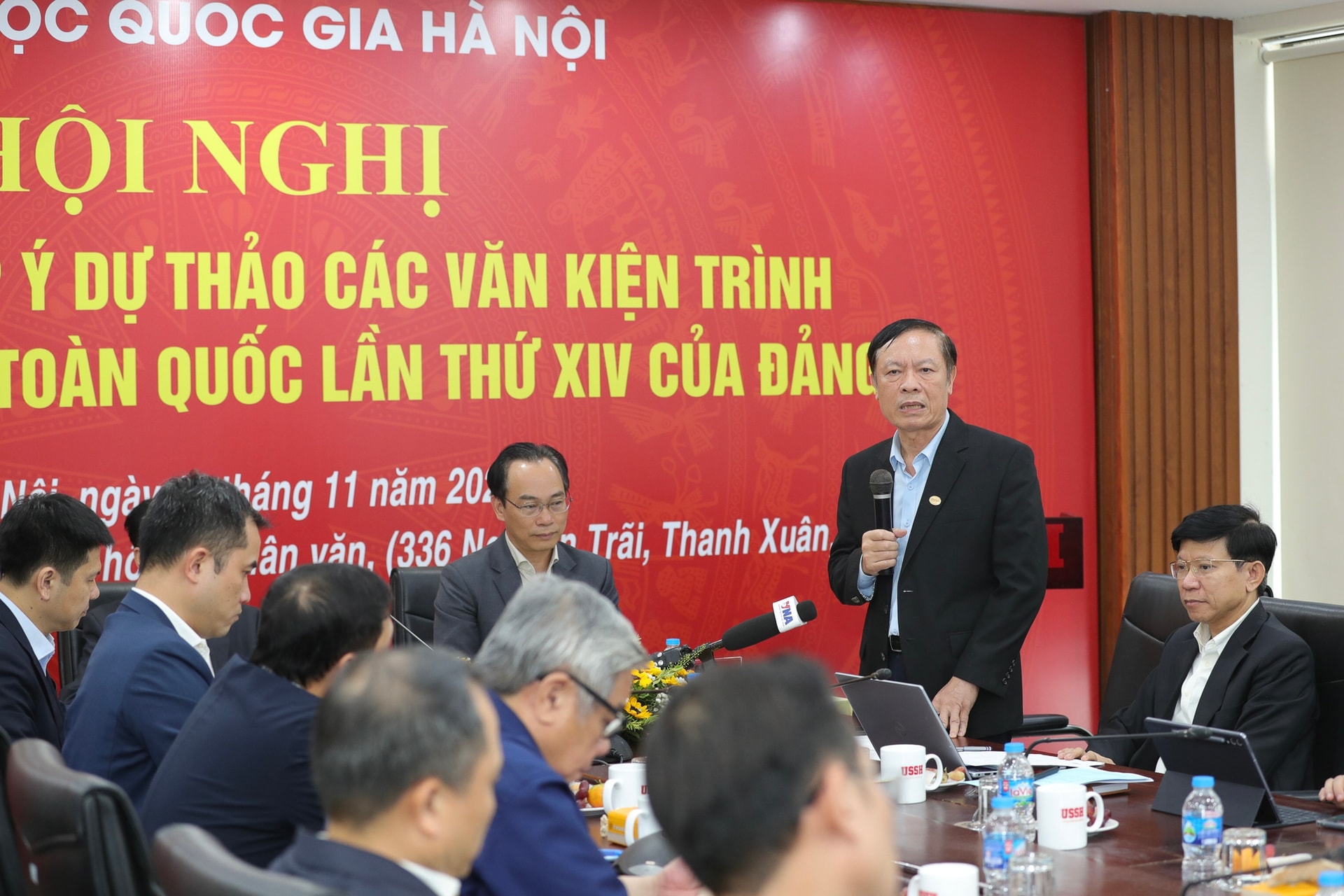 Nhiều hiến kế tâm huyết góp phần hoàn thiện Dự thảo Văn kiện Đại hội XIV của Đảng- Ảnh 4.