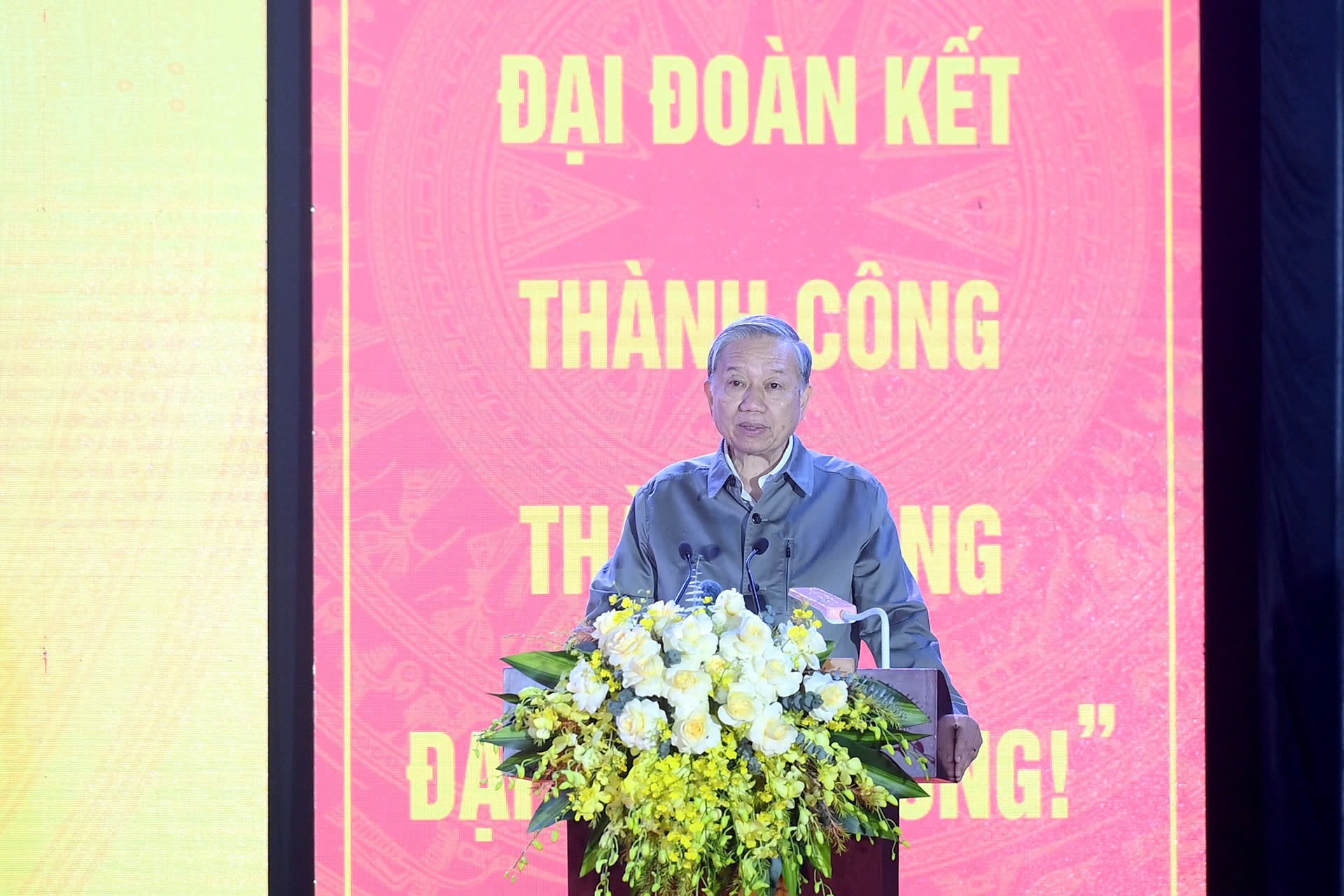 Tổng bí thư tô lâm