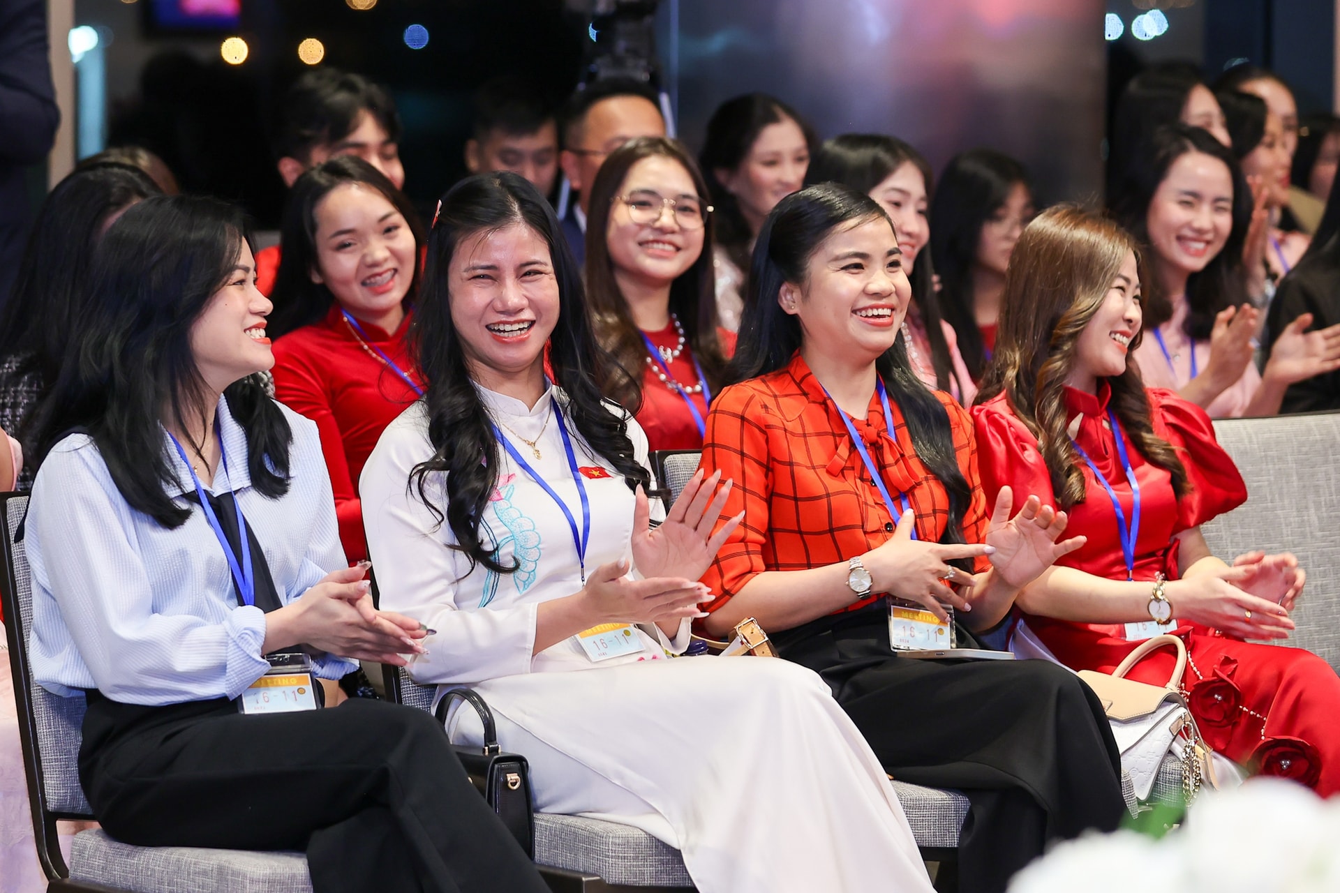 Thủ tướng: Thiết kế chính sách thuận lợi nhất cho kiều bào- Ảnh 10.