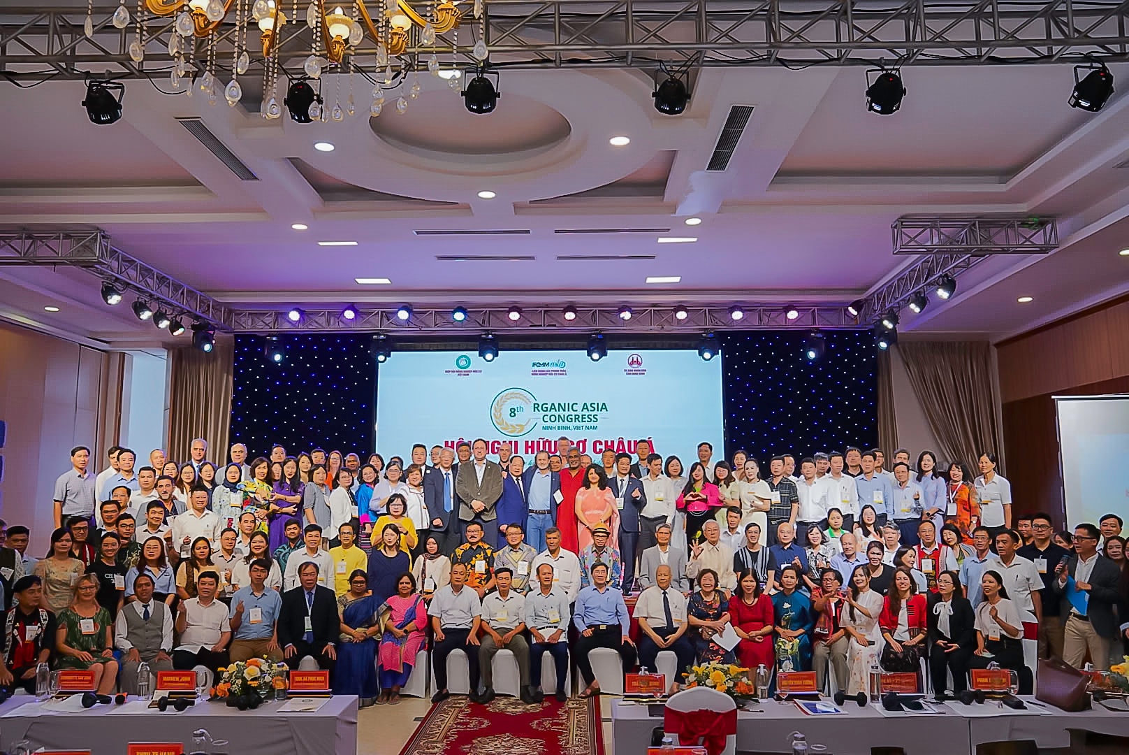 Agribank - hoi nghi huu co 5