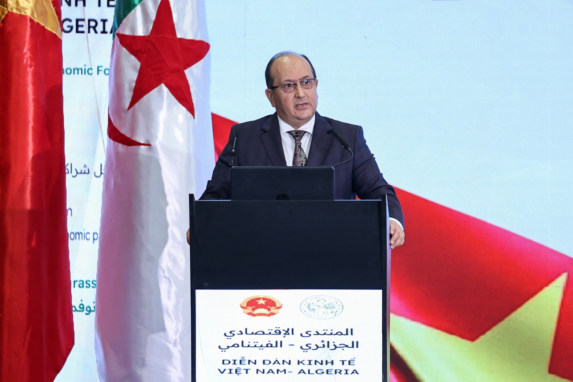 Thủ tướng mời gọi doanh nghiệp Việt Nam đầu tư tại Algeria để xuất khẩu sang 3 châu lục- Ảnh 3.