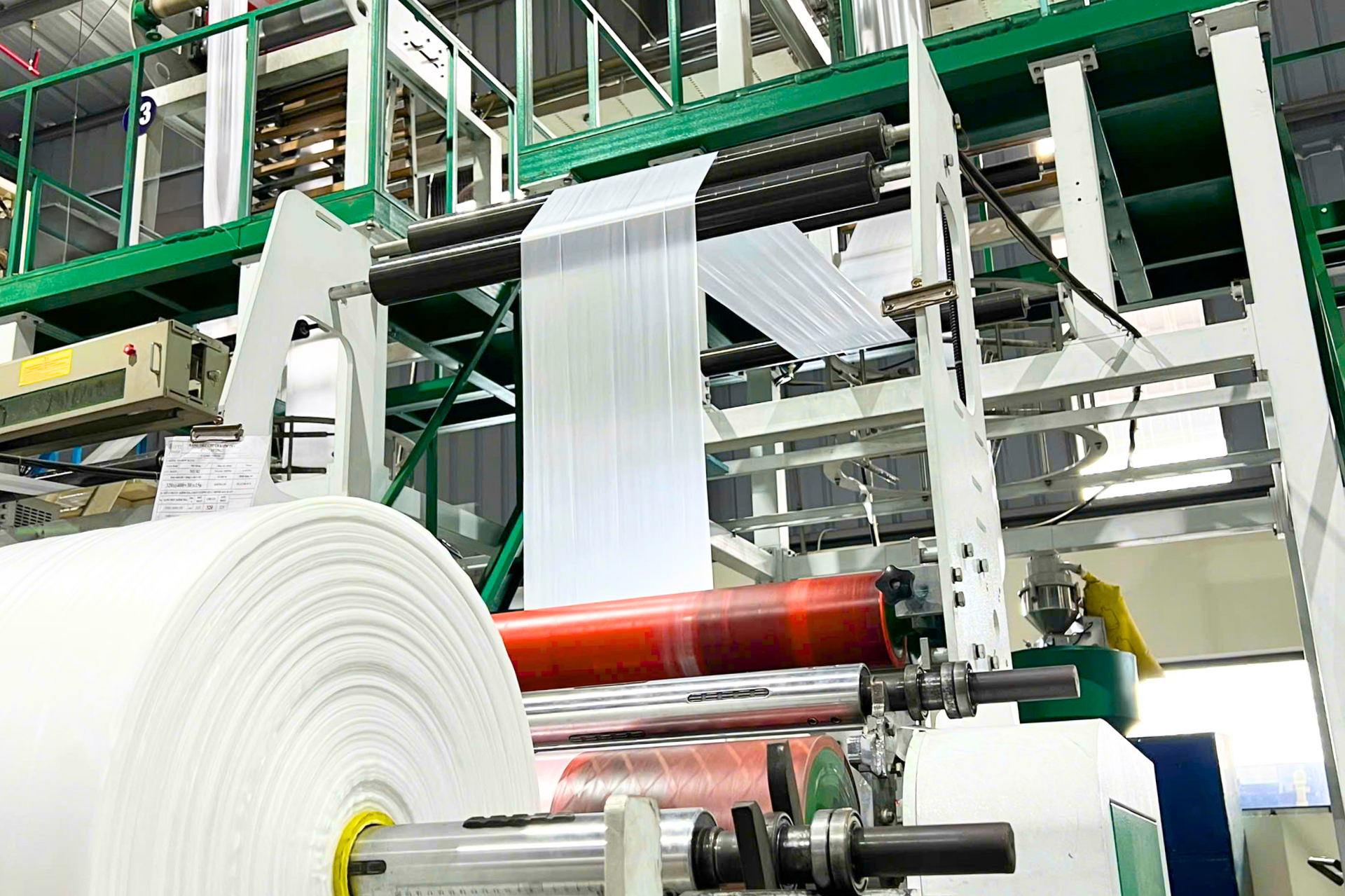 dây chuyển sản xuất của Eo