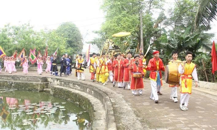 Lễ hội đền Đức Thánh Cả