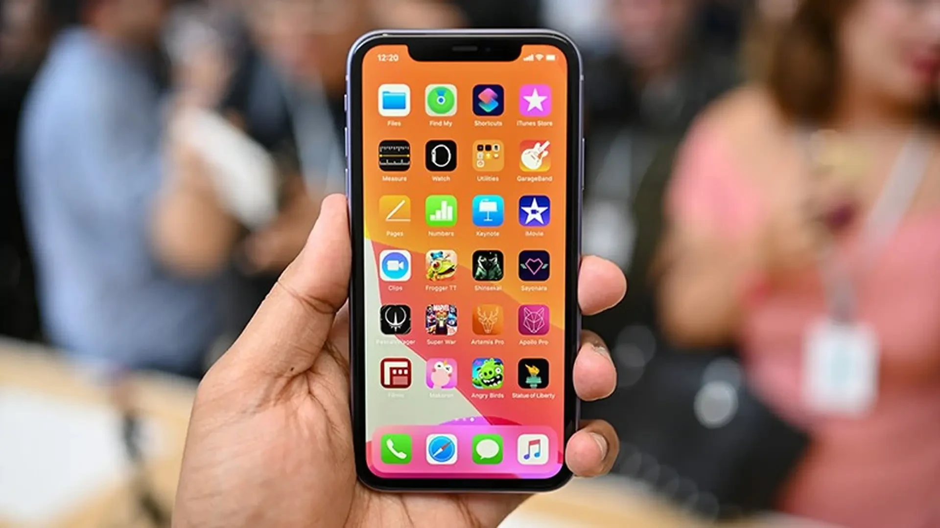 iphone11.webp