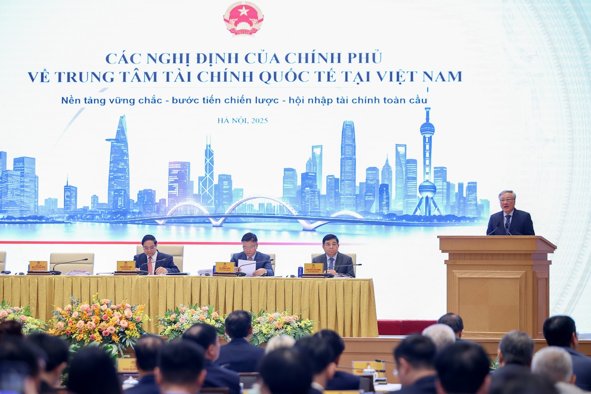 trung tâm tài chính quốc tế tại việt nam
