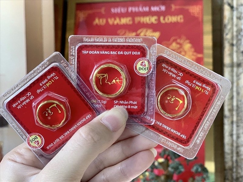 Giá vàng nhẫn tiếp tục trụ vững vùng 180 triệu đồng/lượng trong phiên 16/2