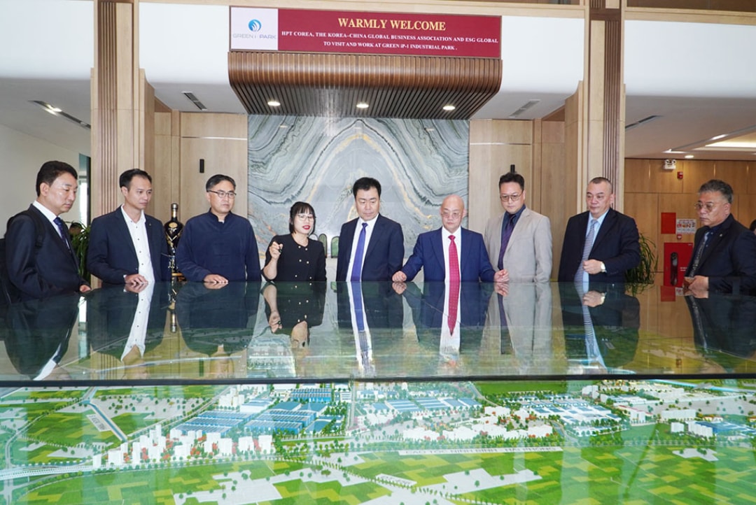 Các tập đoàn, doanh nghiệp Hàn Quốc tìm hiểu cơ hội đầu tư tại Khu kinh tế (1)