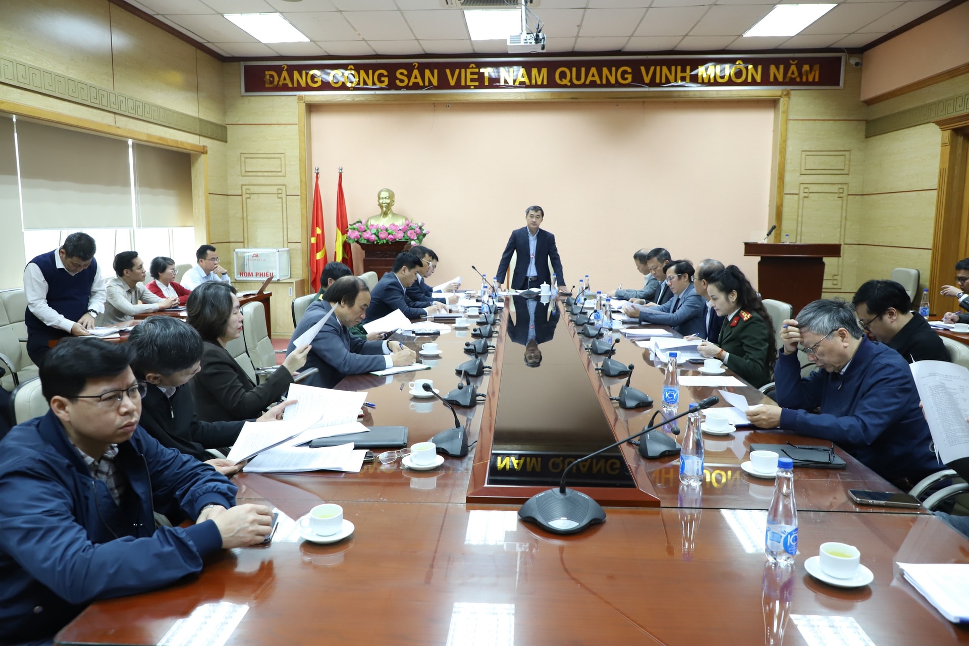 Hơn 300 cán bộ y tế phục vụ Đại hội Đại biểu toàn quốc lần thứ XIV của Đảng- Ảnh 1. Hơn 300 cán bộ y tế phục vụ Đại hội Đại biểu toàn quốc lần thứ XIV của Đảng- Ảnh 1.