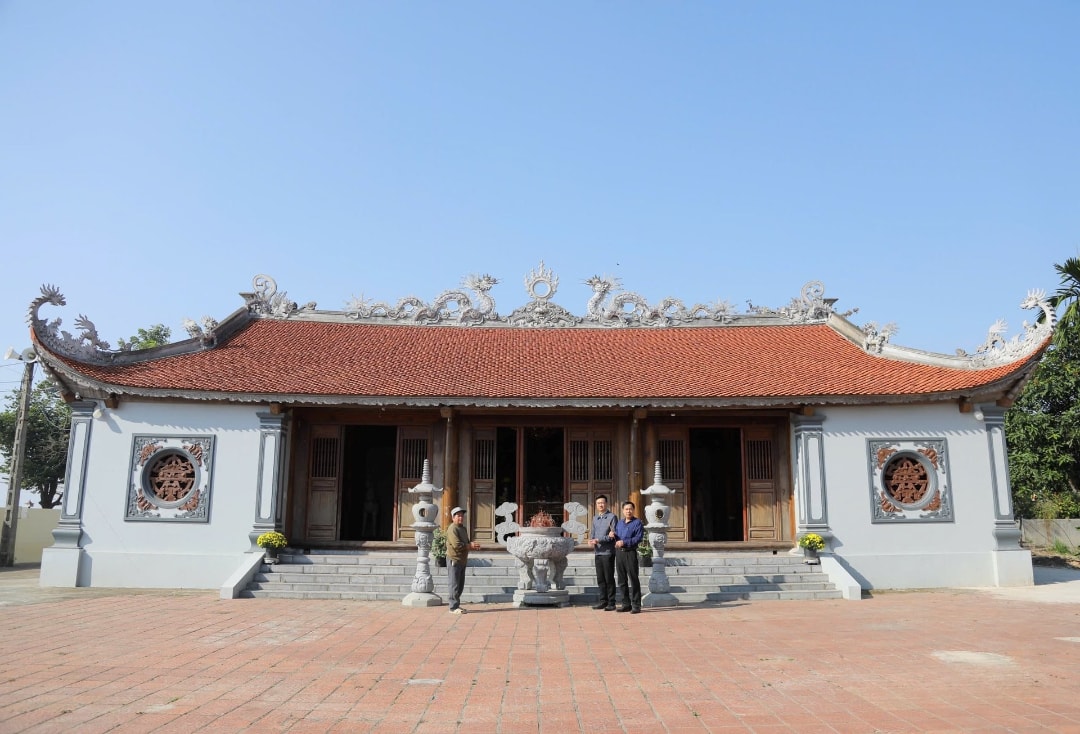 Đình Nhị Châu