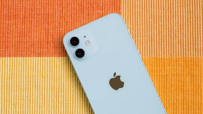 iphone2.jpg