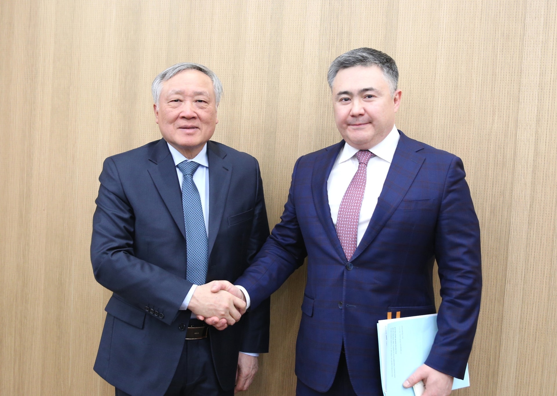Tăng cường hợp tác ngành tài chính-tiền tệ Việt Nam - Kazakhstan- Ảnh 1.