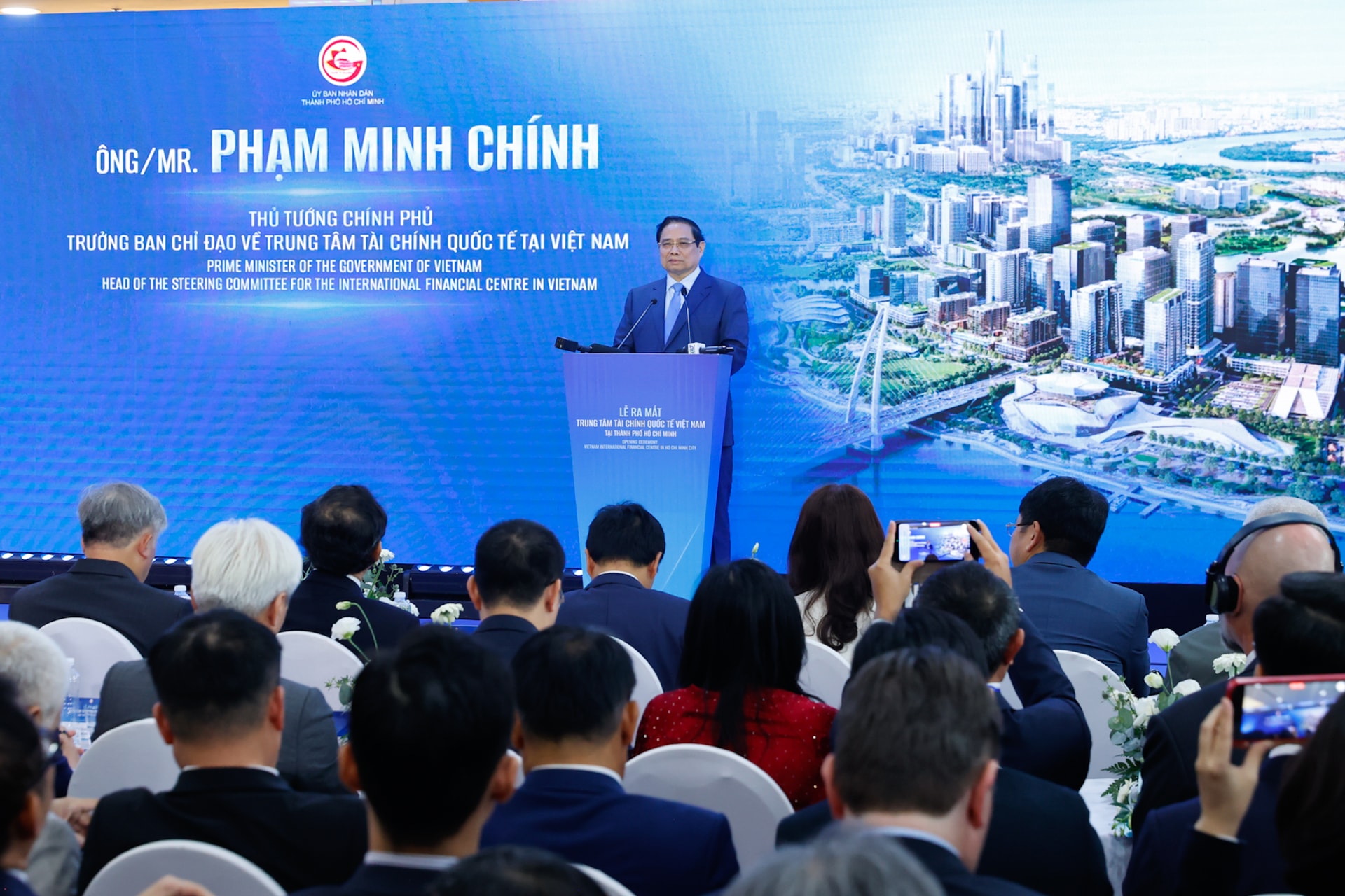 Thủ tướng: Biến Trung tâm Tài chính Quốc tế Việt Nam thành một động lực, điểm tựa phát triển- Ảnh 3.