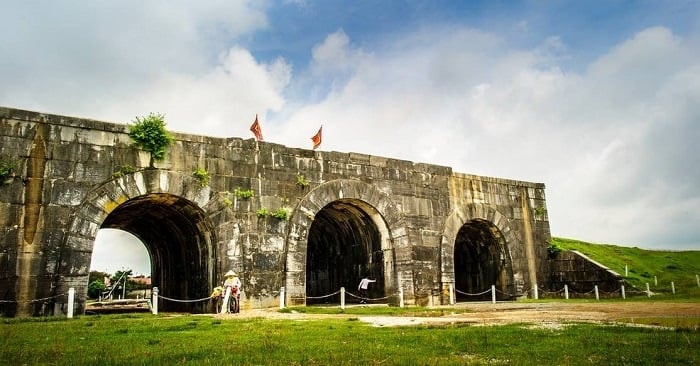 Thành nhà Hồ