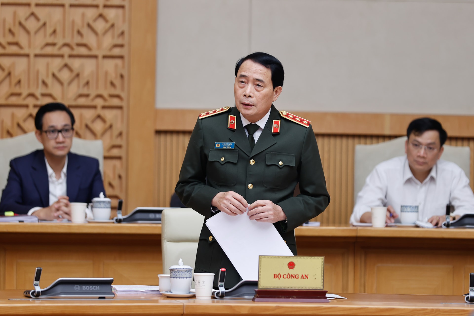 Thủ tướng: Tập trung triển khai ngay các nhiệm vụ trọng tâm sau Tết- Ảnh 11.