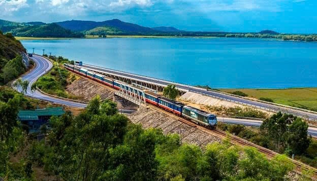 Quảng Ninh muốn mở rộng hệ thống đường sắt trên đi qua địa bàn tỉnh