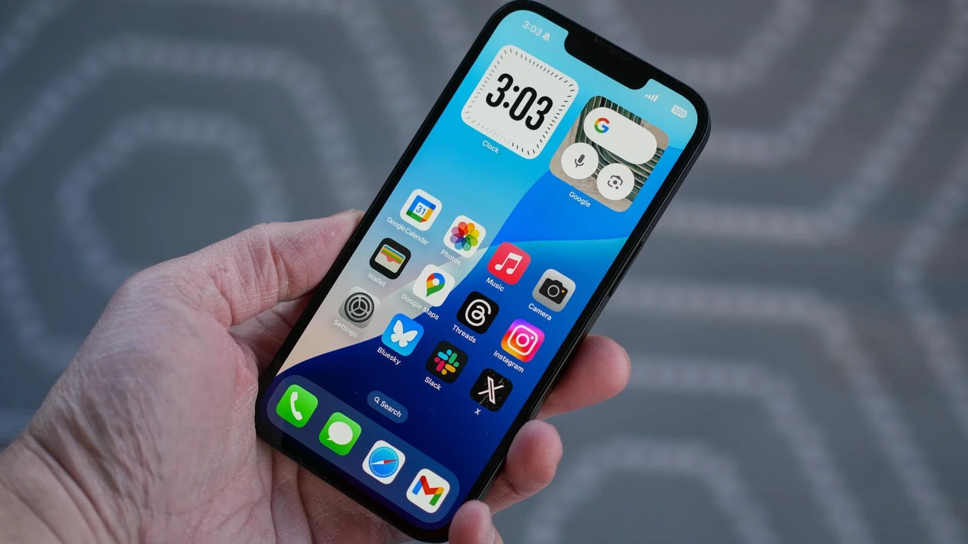 iphone2.webp