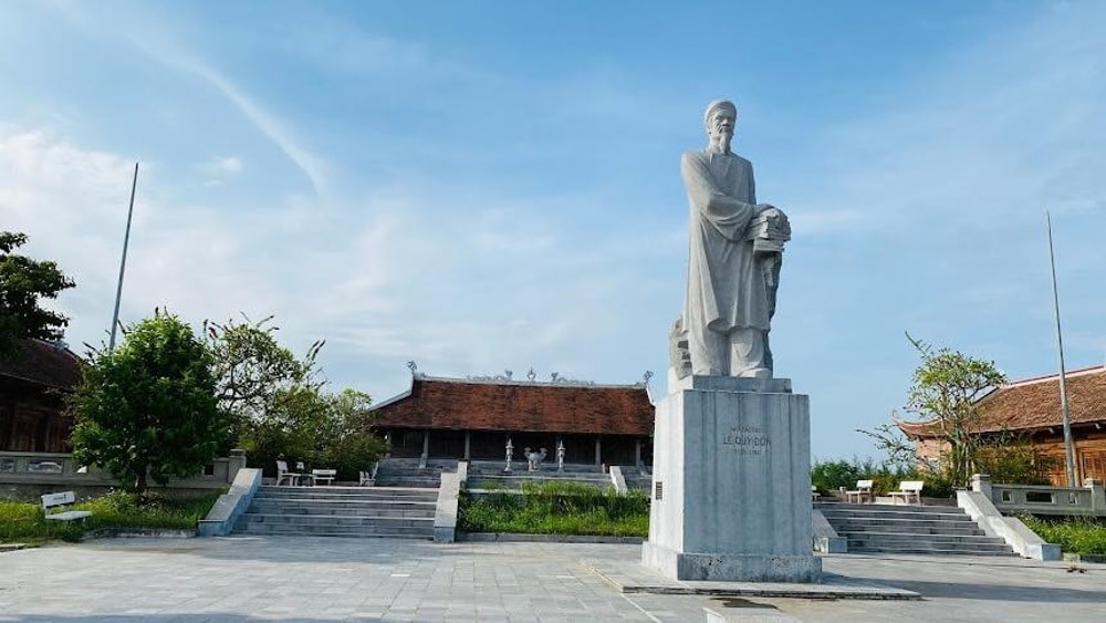 Khu lưu niệm danh nhân văn hóa Lê Quý Đôn