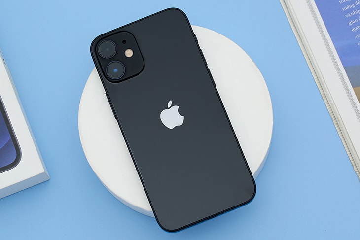 iphone1.jpg