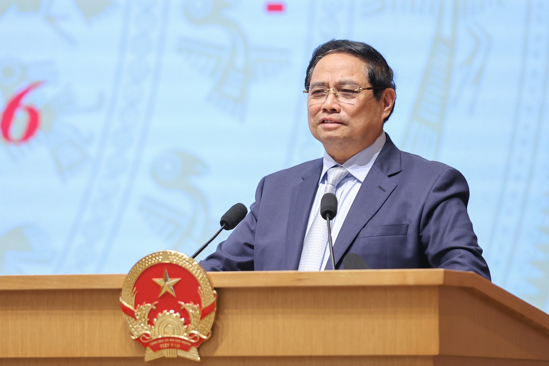 Thủ tướng: Doanh nghiệp là trung tâm, là chủ thể trong thực hiện mục tiêu tăng trưởng từ 10% trở lên- Ảnh 3.