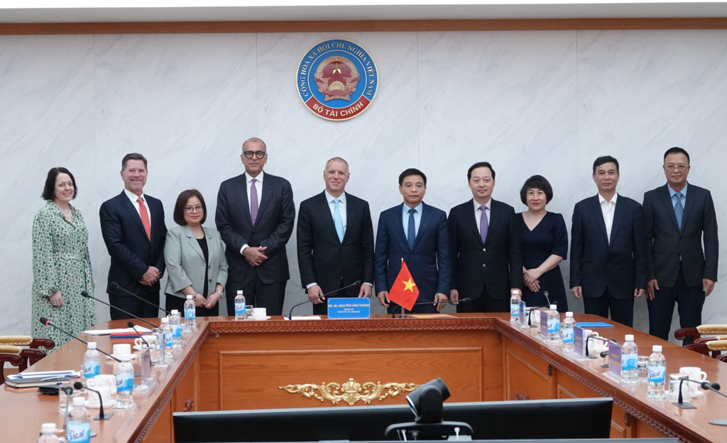 bộ tài chính hsbc