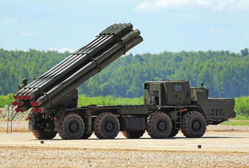 BM-30 Smerch 1