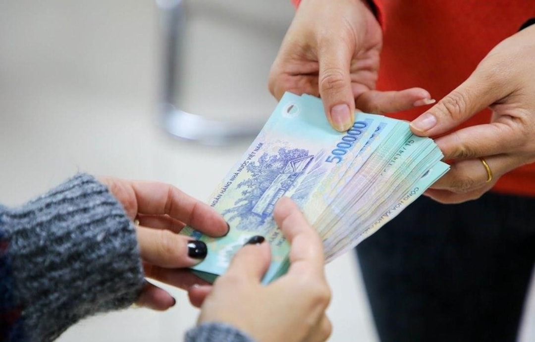Lương tối thiểu tăng, trần đóng bảo hiểm và trợ cấp thất nghiệp cũng thay đổi