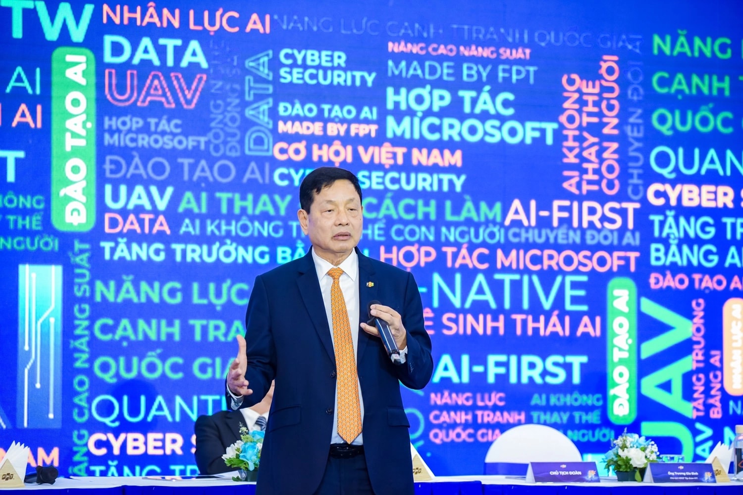 Nguyễn Gia Bình FPT