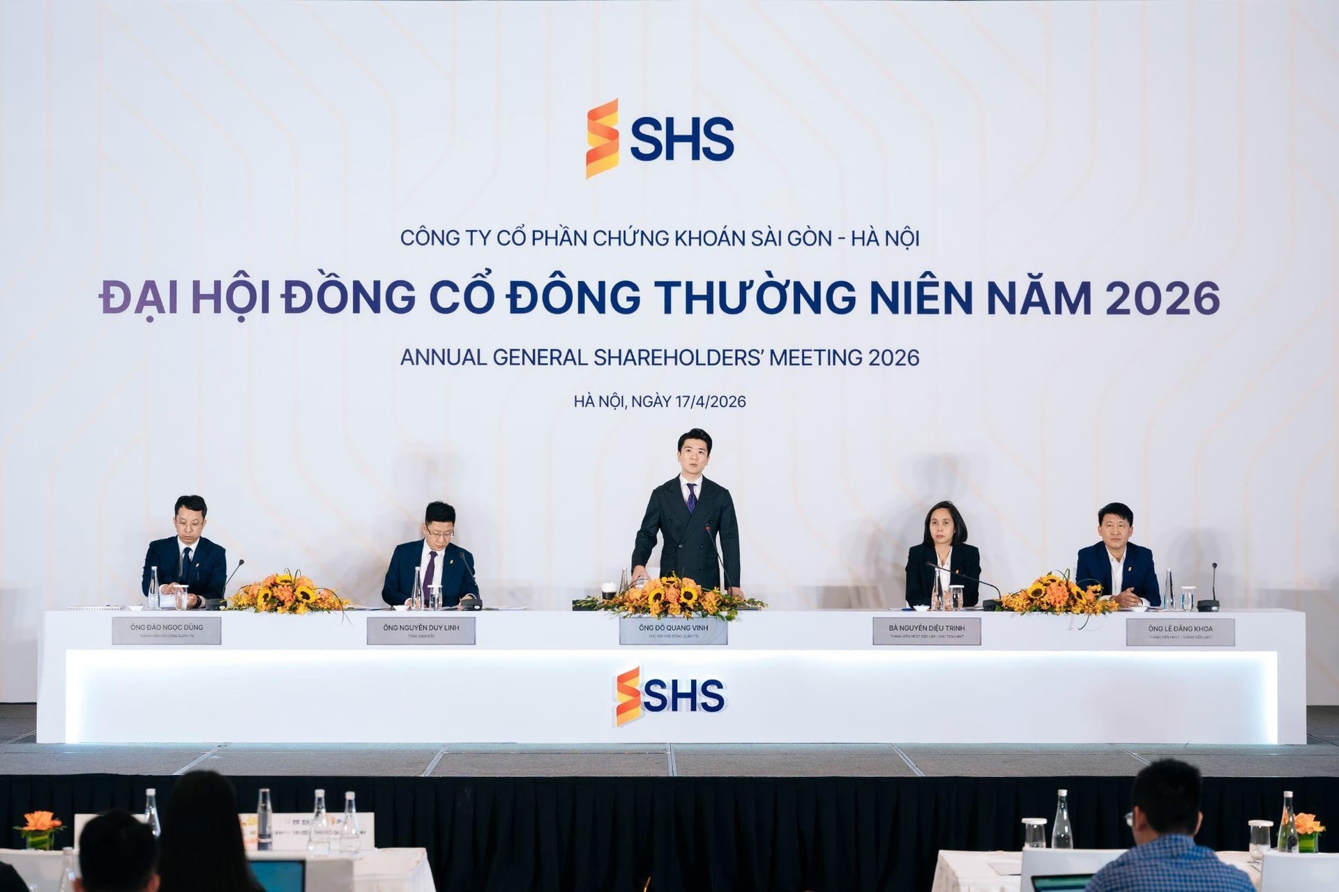 Ngân hàng và công ty chứng khoán tăng tốc tái cấu trúc: Tăng trưởng đi cùng chọn lọc- Ảnh 2. Ngân hàng và công ty chứng khoán tăng tốc tái cấu trúc: Tăng trưởng đi cùng chọn lọc- Ảnh 2.